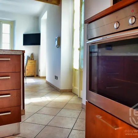Easy Welcome Green House Regatola Apartamento